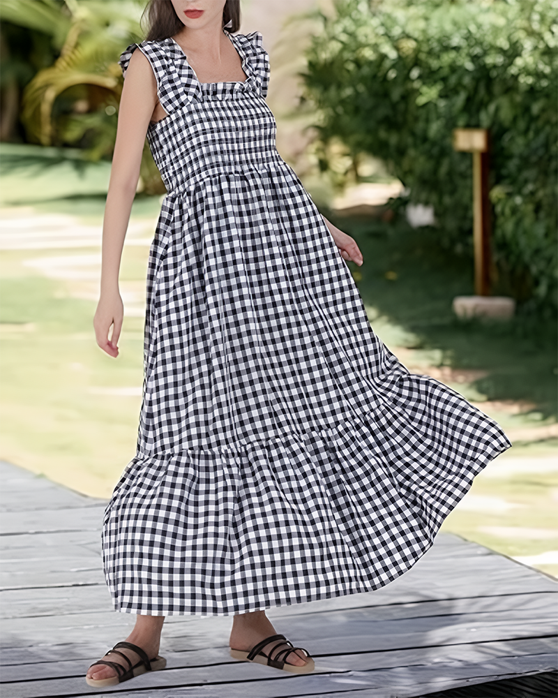 Women's Retro Plaid Smocked Dress Spaghetti Strap Flowy Maxi with Pockets